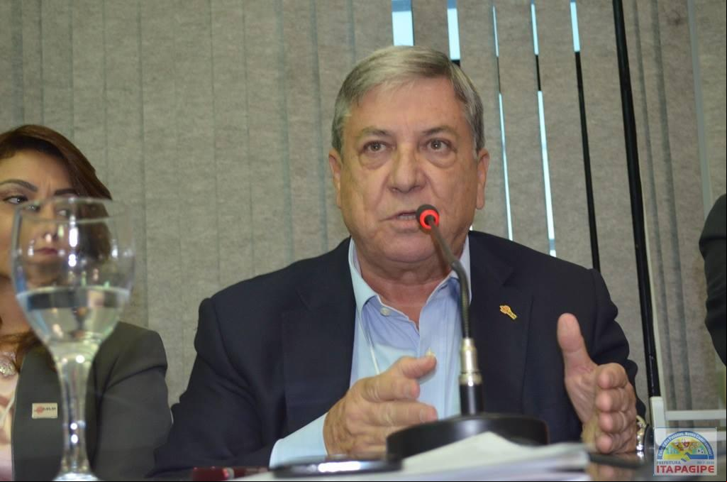Plenário do Legislativo aprovou ontem requerimento de iniciativa do vereador Tulio Micheli e assinado por outros parlamentares que convoca o presidente da Codau (Foto/Divulgação)